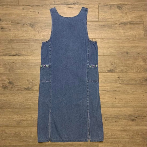 Vintage Premier International For Ladies Large Floral Embroidered Denim Dress - Picture 3 of 4